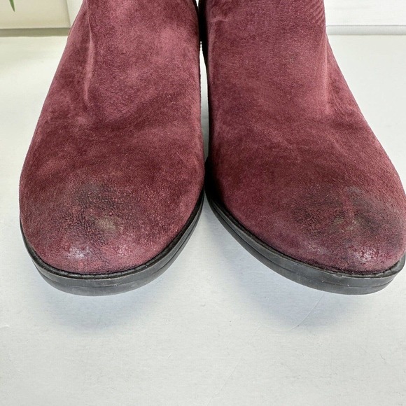 Earth Shoes Royal Ankle Boots Wine Red Ankle Zip Burnished Stacked Heel Size 7B - Picture 4 of 10